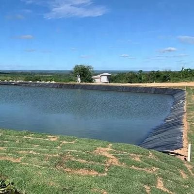 Geomembrana de HDPE para revestimento de lago de barragem à prova d'água de 0,5 mm 1 mm 1,5 mm 2 mm