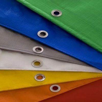 Tarpa reforçada PE Tarpaulin para folha de tecido de plástico UV Agricultura Cobertura industrial