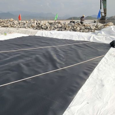 Geomembrana Brilhante Preta 1.5 mm/2.0 mm HDPE Liner para revestimentos impermeáveis de barragem de plástico