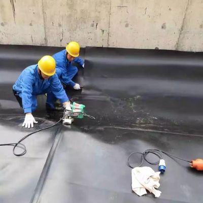 Geomembrana de superfície dupla lisa/de textura dupla de HDPE para revestimento de lago impermeável de plástico