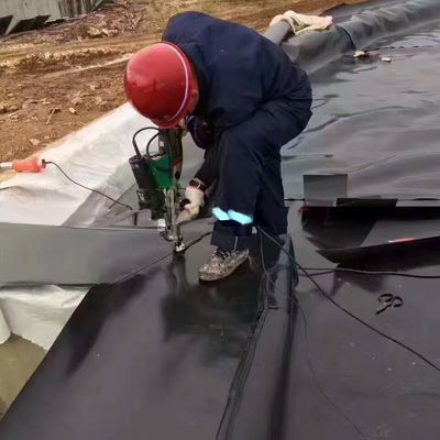 Geomembrana de superfície dupla lisa/de textura dupla de HDPE para revestimento de lago impermeável de plástico