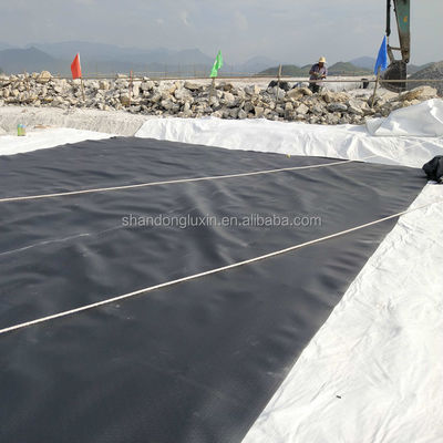 Geomembrana à prova d'água para piscinas artificiais Piscina de peixes Largura 1m-8m Duplo liso/texturas