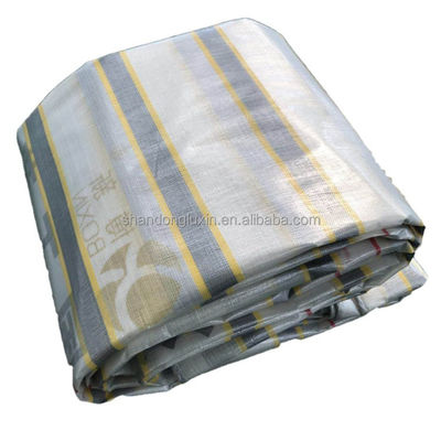 Tarpaulins à prova de óleo para caminhões A melhor proteção para sua carga contra o sol e a chuva