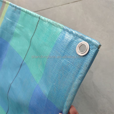 Alta dureza de superfície PE revestido Tarpaulin de caminhão em azul do mar para resistência à chuva e à luz solar