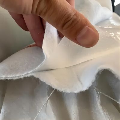 Geomembrana de HDPE 0,5 mm 1 mm 2 mm 2,5 mm para revestimento de lago de peixes 1-6 m Largura Material à prova d'água