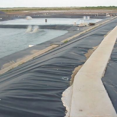 Geomembranas pretas vendidas diretamente para resistência a sal e alcalinos em canteiros de obras