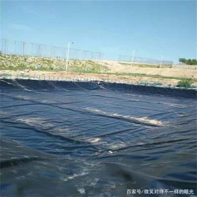 Garantir tanques de armazenamento de água à prova de vazamento com superfície dupla lisa de geomembrana de HDPE