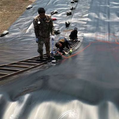 1.5mm Geomembrana de HDPE preto para lago Liner Farm Liner Estilo de design industrial