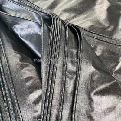 Alta dureza de superfície PE Tarpaulin preto para revestimento resistente aos raios UV e à humidade